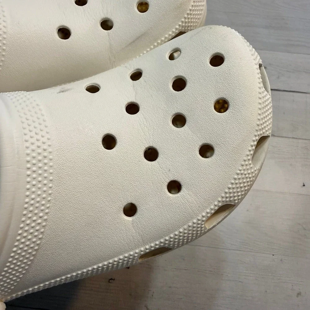 Crocs classic clogs shoes white‎ men 10 women's 12